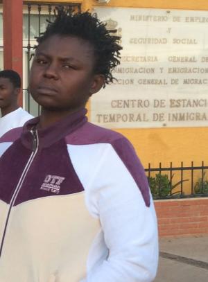 UNA MUJER EMBARAZADA CONSIGUIÓ SALTAR LA VALLA DE MELILLA