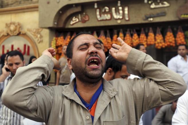 MÁS CONDENAS A MUERTE DEL DICTADOR-DEMOCRÁTICO AL SISI