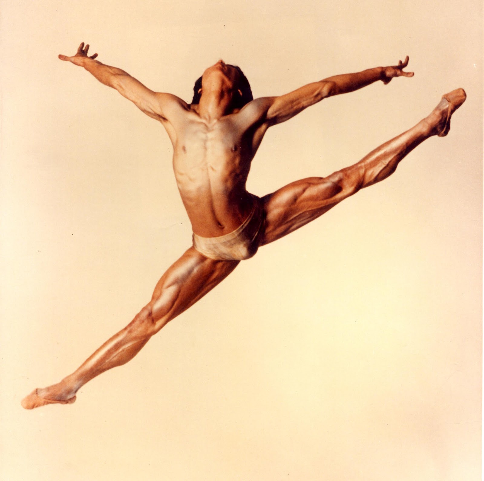 DESERCIÓN DE BAILARINES DEL BALLET NACIONAL CUBANO