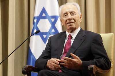 SIMON PERES DA PASO A REUVEN RIVLIN