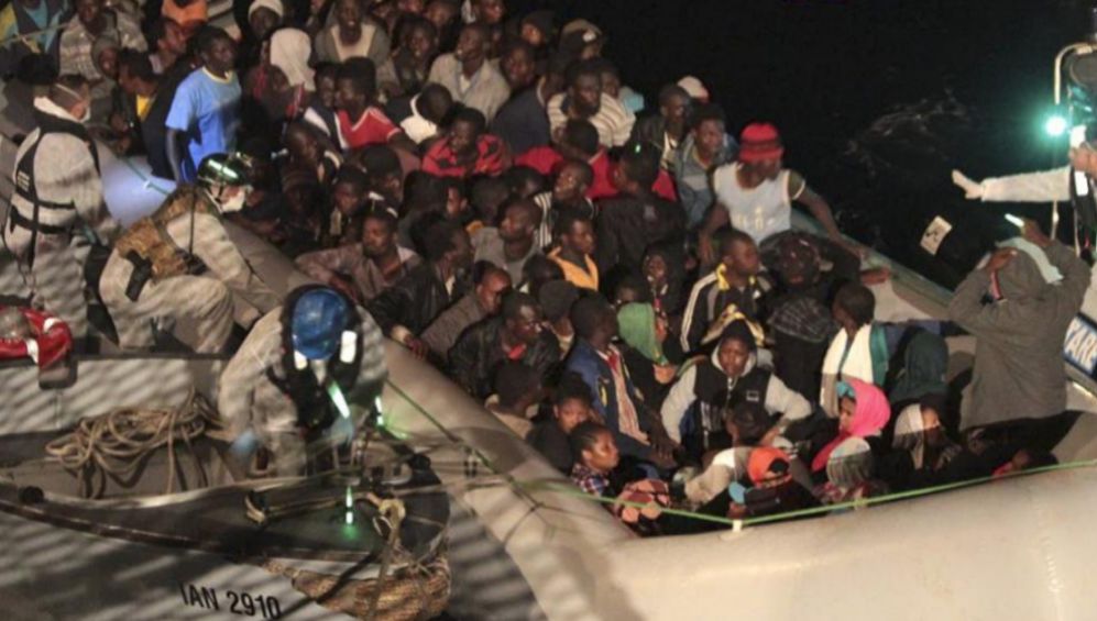 YA HAN LLEGADO 54.OOO INMIGRANTES A ITALIA
