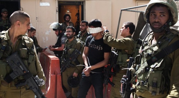 ISRAEL BUSCA A LOS SECUESTRADOS CASA POR CASA