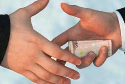 ESPAÑA Y GRECIA LAS MÁS CORRUPTAS