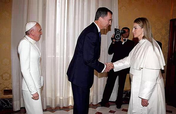 FELIPE VI COMIENZA SUS VIAJES OFICIALES AL EXTRANJERO