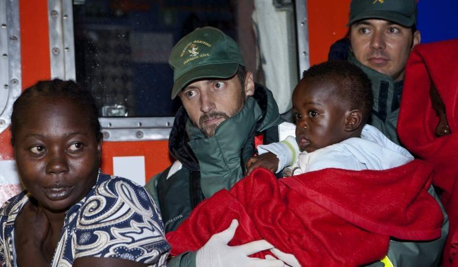RESCATE DE INMIGRANTES EN ALBORÁN