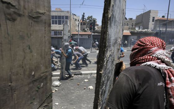 SE EXPANDE LA VIOLENCIA Y AUMENTA LA TENSIÓN EN JERUSALÉN