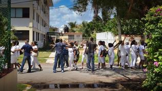 DAMAS DE BLANCO DETENIDAS EN CUBA