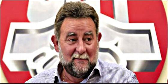 UN SINDICALISTA MODERNO CON ‘PELUCO’ DE LUJO