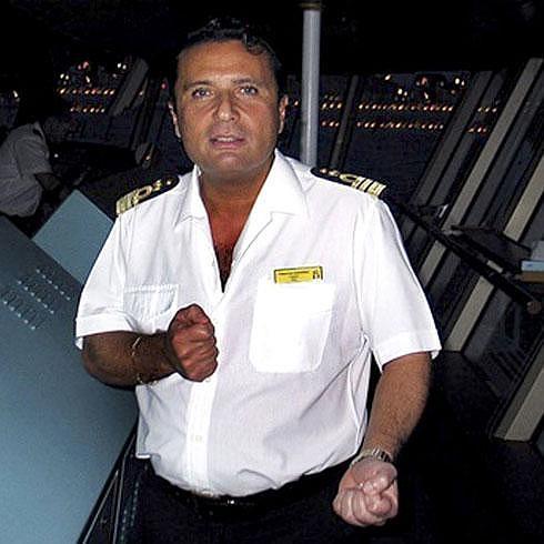 ESCANDALOSO CURSO DEL CAPITÁN DEL ‘COSTA CONCORDIA’