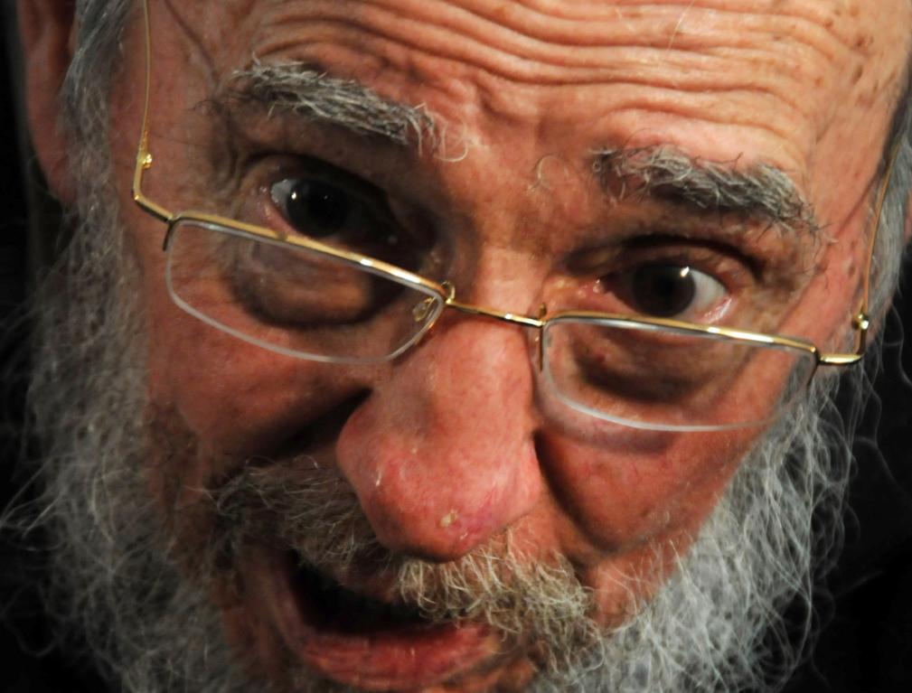 INAMOVIBLE EN EL PODER, UN CUMPLEAÑOS MÁS PARA FIDEL