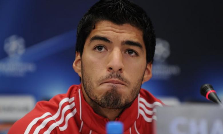 SUÁREZ SIGUE CASTIGADO PERO MENOS