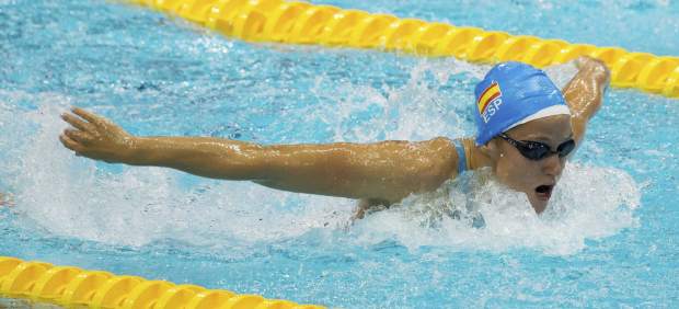 NUEVA MEDALLA DE PLATA EN NATACIÓN FEMENINA