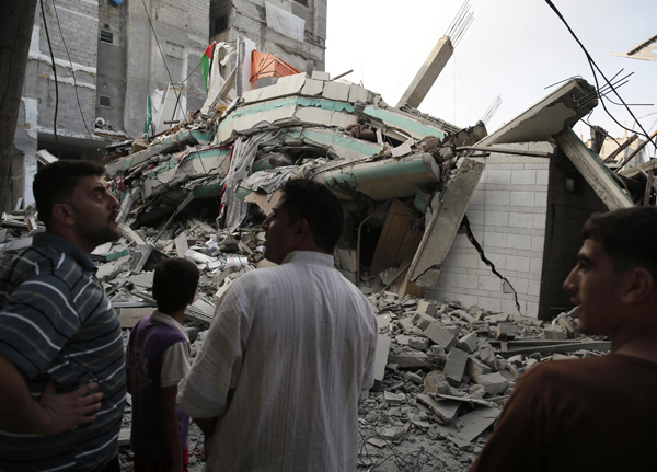 BOMBARDEO SIN AVISO EN BUSCA DE LÍDER DE HAMAS
