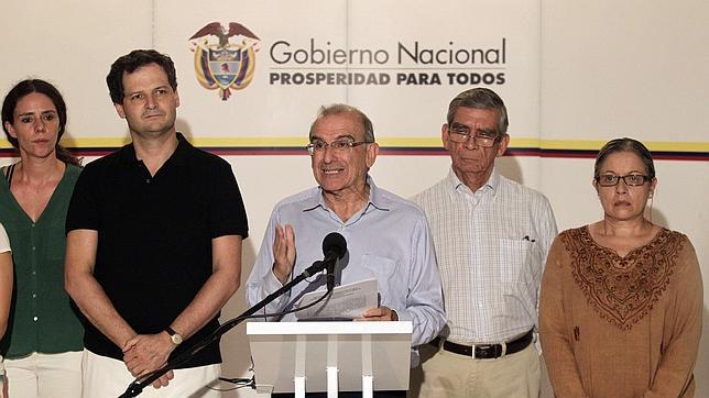 COMUNICADO DE LAS FARC HABLANDO MUCHO Y DICIENDO POCO