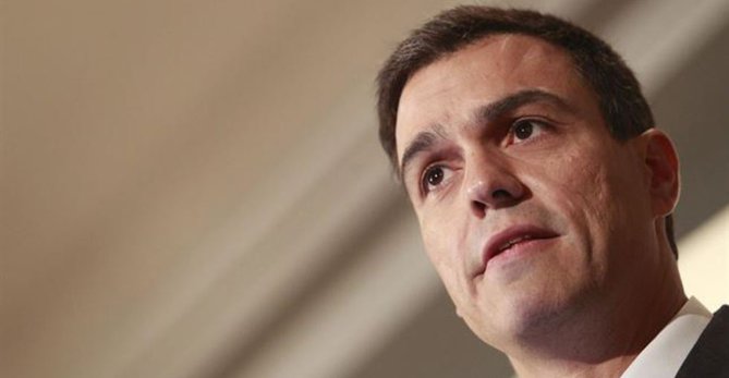 PEDRO SÁNCHEZ SIGUE SIN DAR UNA EN EL CLAVO