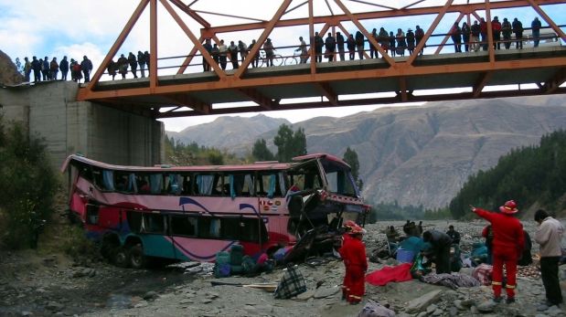 GRAVES ACCIDENTES DE TRÁFICO EN PERÚ