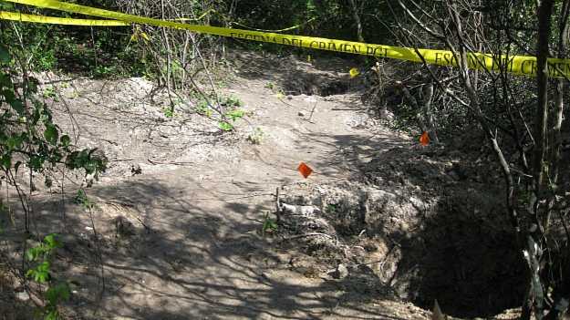 MÁS FOSAS Y MÁS CADÁVERES CALCINADOS EN EL ESTADO DE GUERRERO