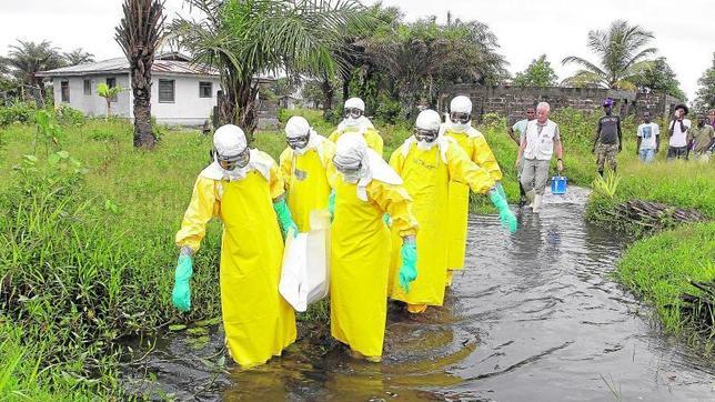 HUELGA DE SANITARIOS EN LIBERIA, PAÍS QUE APELA A LA SANACIÓN ESPONTÁNEA DEL ÉBOLA
