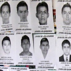 DETENIDOS POLICIAS RELACIONADOS CON EL SECUESTRO DE 43 ESTUDIANTES