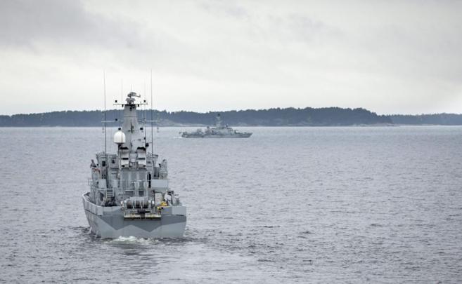 SUPUESTO SUBMARINO ESPIA RUSO ATRAPADO EN AGUAS SUECAS