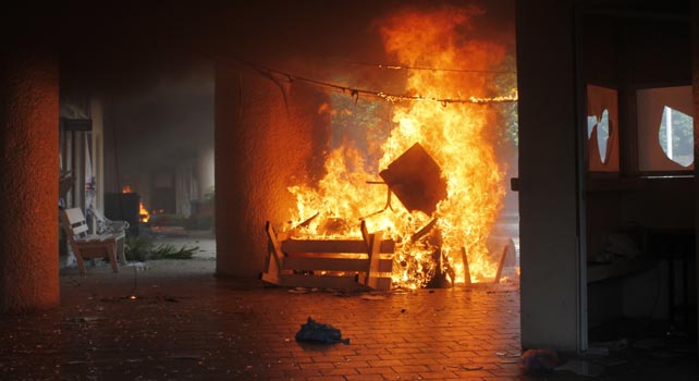 ARDE MÉXICO PIDIENDO SABER DE LOS 43 ESTUDIANTES