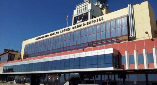 EL MIEDO AL ÉBOLA OCASIONA LA MUERTE DE UN NIGERIANO EN BARAJAS
