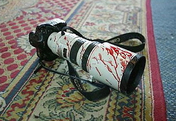 HUÍDA DE PERIODISTAS EN IRAK