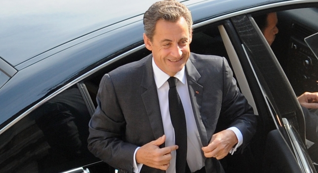 NO NOS INTERESA CONTRATAR A SARKOZY PARA UNA CHARLA