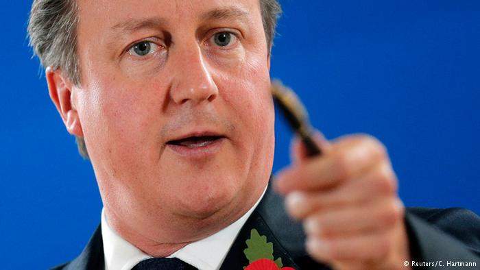 CAMERON TAMBIÉN QUIERE EXPULSAR A LOS EUROPEOS COMUNITARIOS