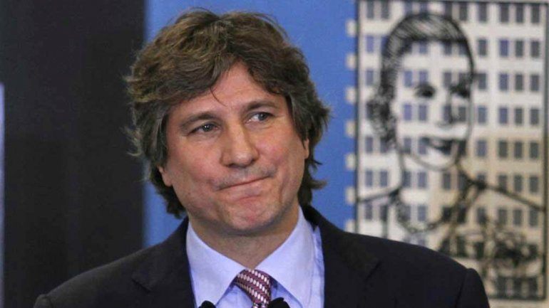 EL VICEPRESIDENTE ARGENTINO A JUICIO POR FALSIFICACIÓN EN DOCUMENTO PÚBLICO