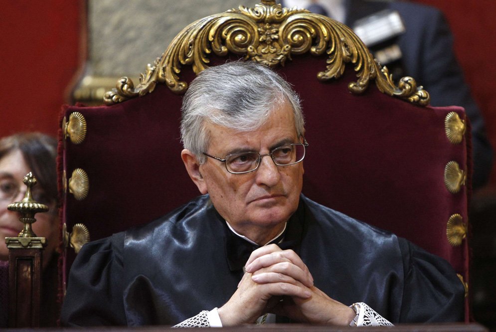 DIMITE EL FISCAL GENERAL DEL ESTADO