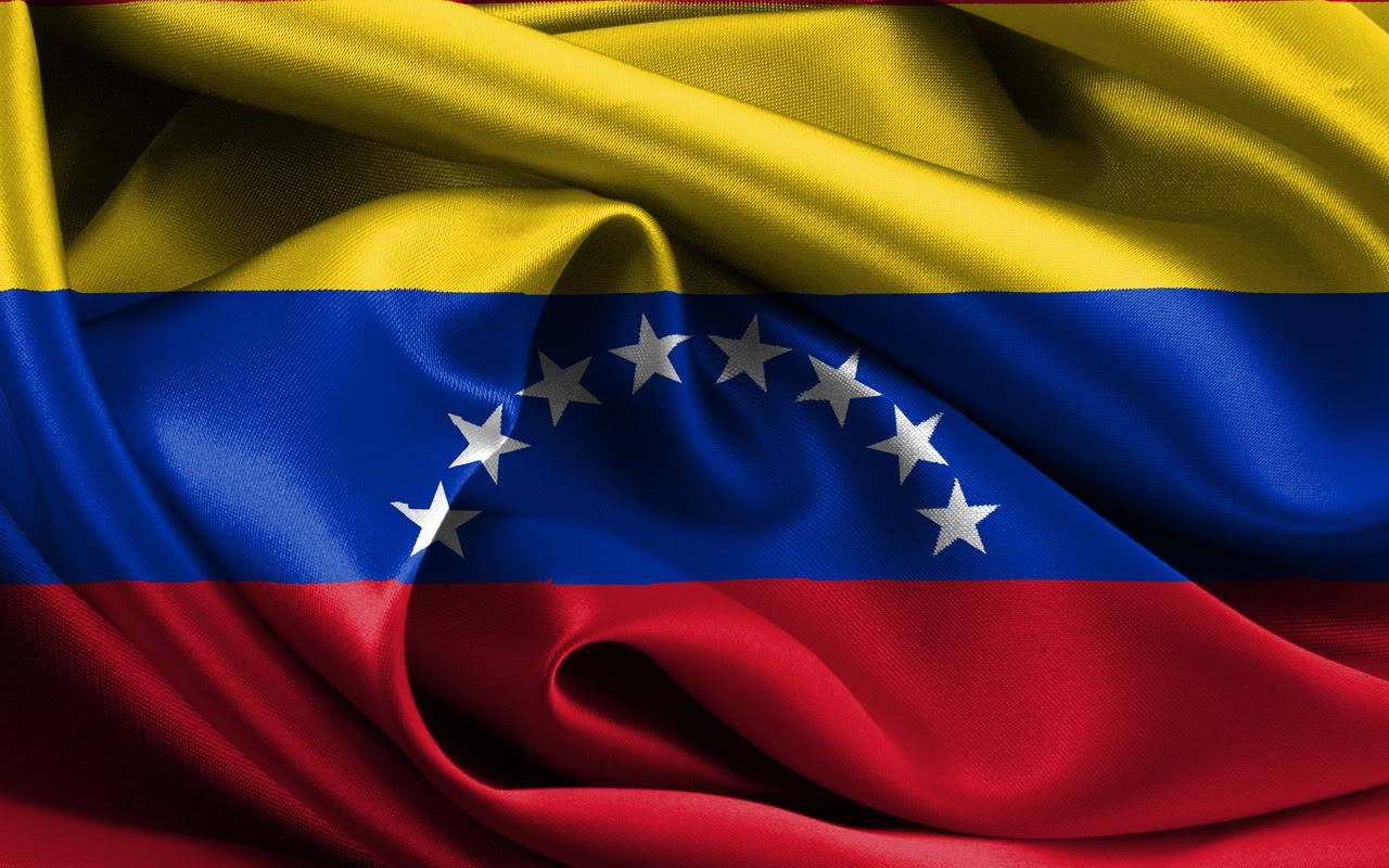 VENEZUELA EN CAÍDA LIBRE CON MADURO
