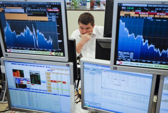 LA ECONOMÍA ESPAÑOLA MEJORA POR AQUÍ Y EMPEORA POR ALLÁ