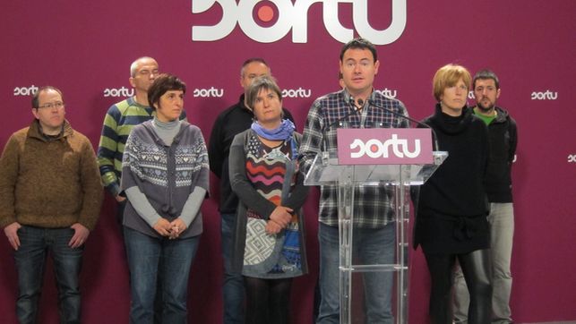 ETA Y SU ENTORNO VUELVEN A SER CABECERA DE PRENSA