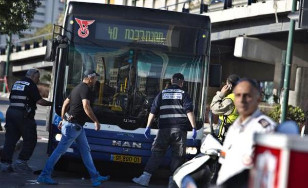 APUÑALAMIENTO MÚLTIPLE EN UN BUS DE TEL AVIV