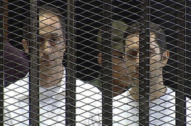 LOS HIJOS DE HOSNI MUBARAK QUEDAN LIBRES