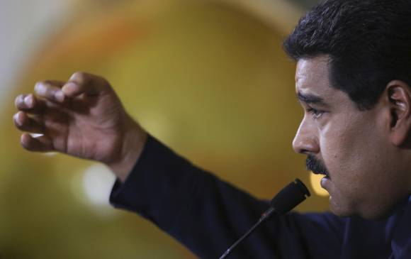 MADURO PIDE MÁS PODERES