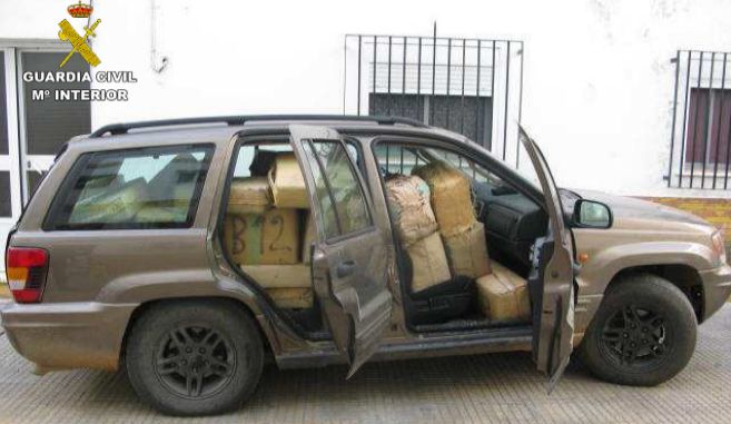 TRANSPORTABA UNA TONELADA DE HACHÍS SIN DISIMULO