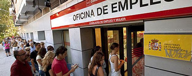 LA TASA DE PARO SUBE, PERO LOS DESEMPLEADOS BAJAN