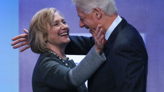 VERDADERAMENTE ‘LA PALABRA EN SU HORA ES ORO’, AL MENOS PARA LOS CLINTON