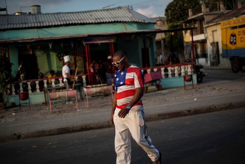 LOS CUBANOS AHORA YA SON BUENOS, ANTES NO