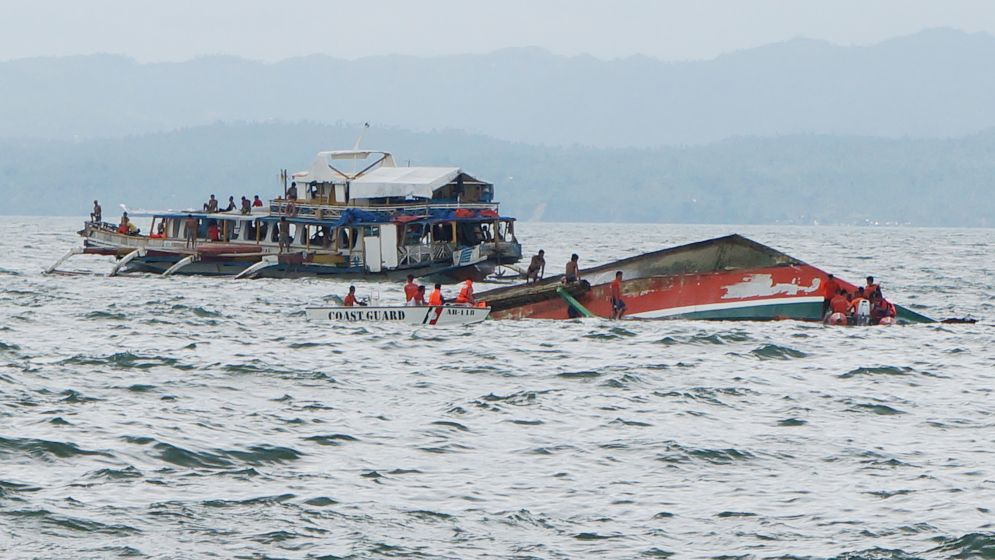 NUEVO NAUFRAGIO EN FILIPINAS DEBIDO A PROBLEMAS NO TAN NUEVOS