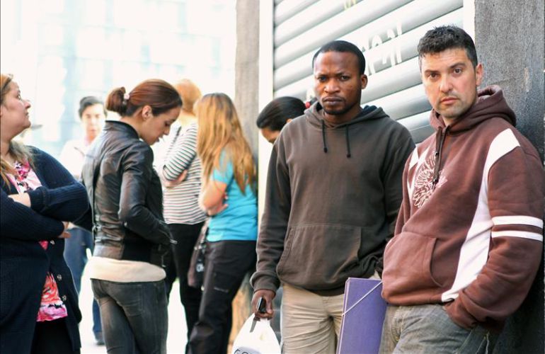 LA POBREZA ABUNDA ENTRE LOS INMIGRANTES