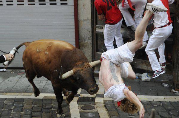 HOY ES 7 DE JULIO, SAN FERMÍN