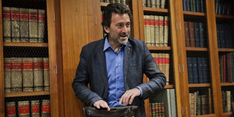 LA IZQUIERDA ESPAÑOLA DIZQUE SE ORGANIZA