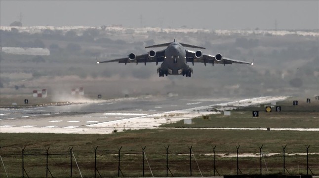 ATAQUE AÉREO DE TURQUÍA CONTRA EL EI
