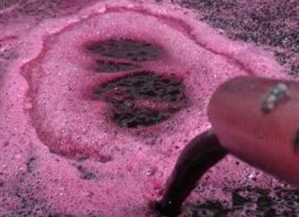 ESPAÑA EXPORTA VINO A PRECIO DE SALDO