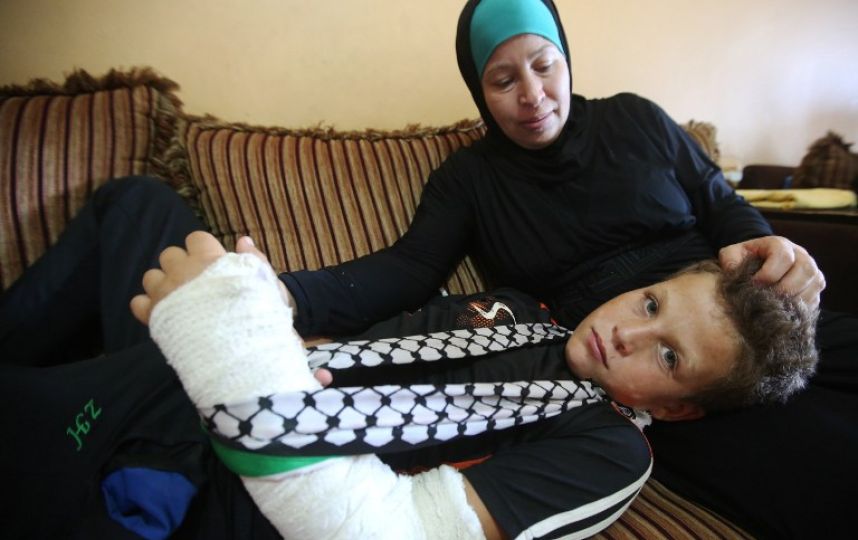 MUJERES Y NIÑOS PALESTINOS, TODOS A UNA, COMO EN FUENTEOVEJUNA