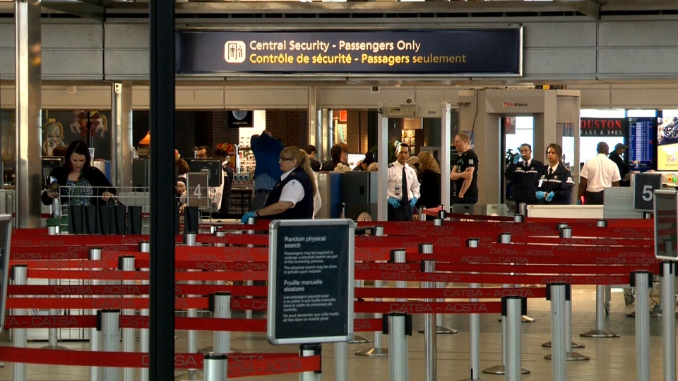 PÁNICO EN UN AEROPUERTO DE CANADÁ POR UN DESPERTADOR