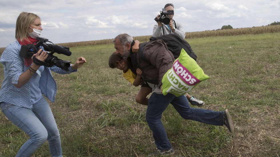 VERGONZOSA ACCIÓN DE UNA MALA PERSONA Y MALA PERIODISTA